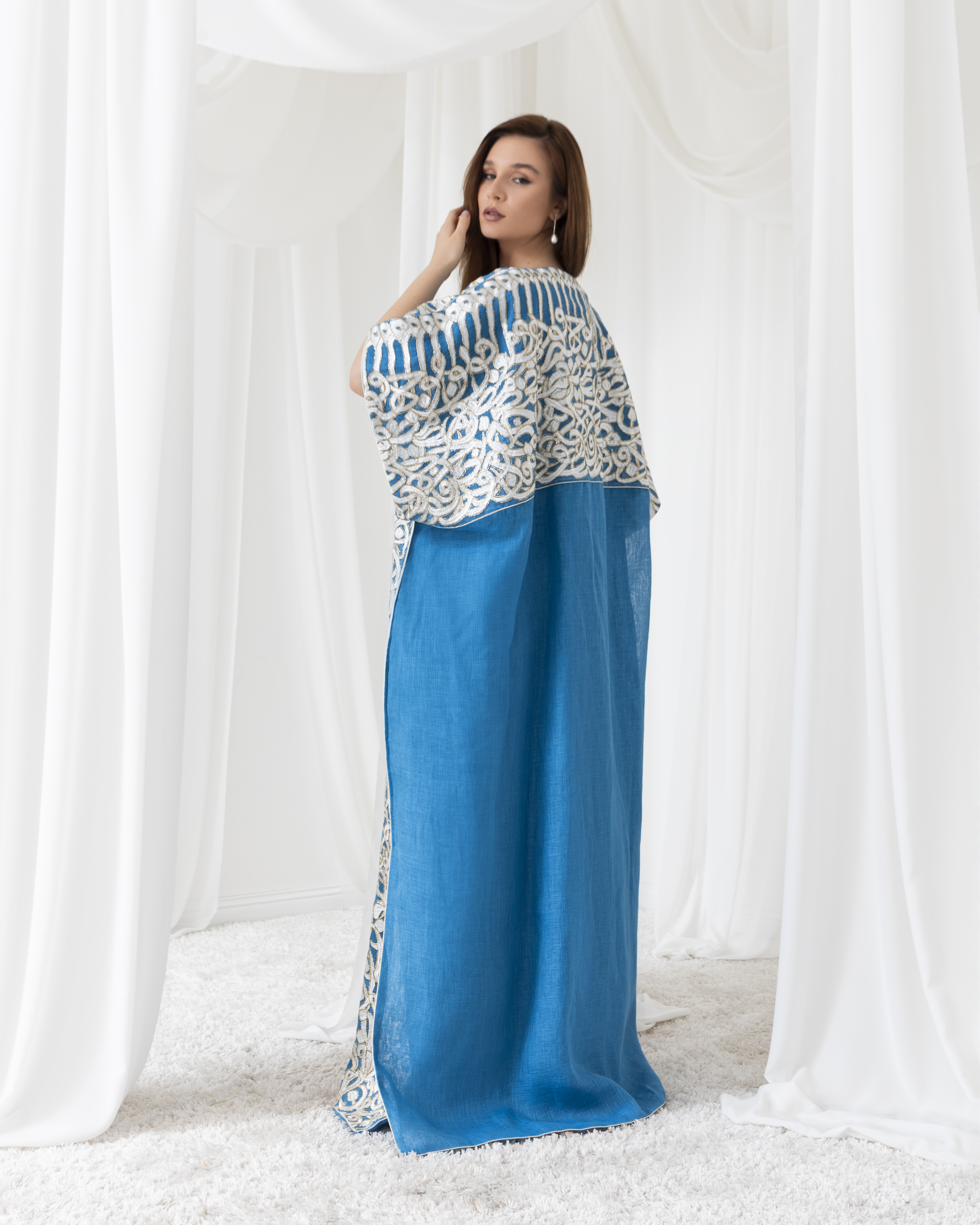 A heavenly abaya - Image 3