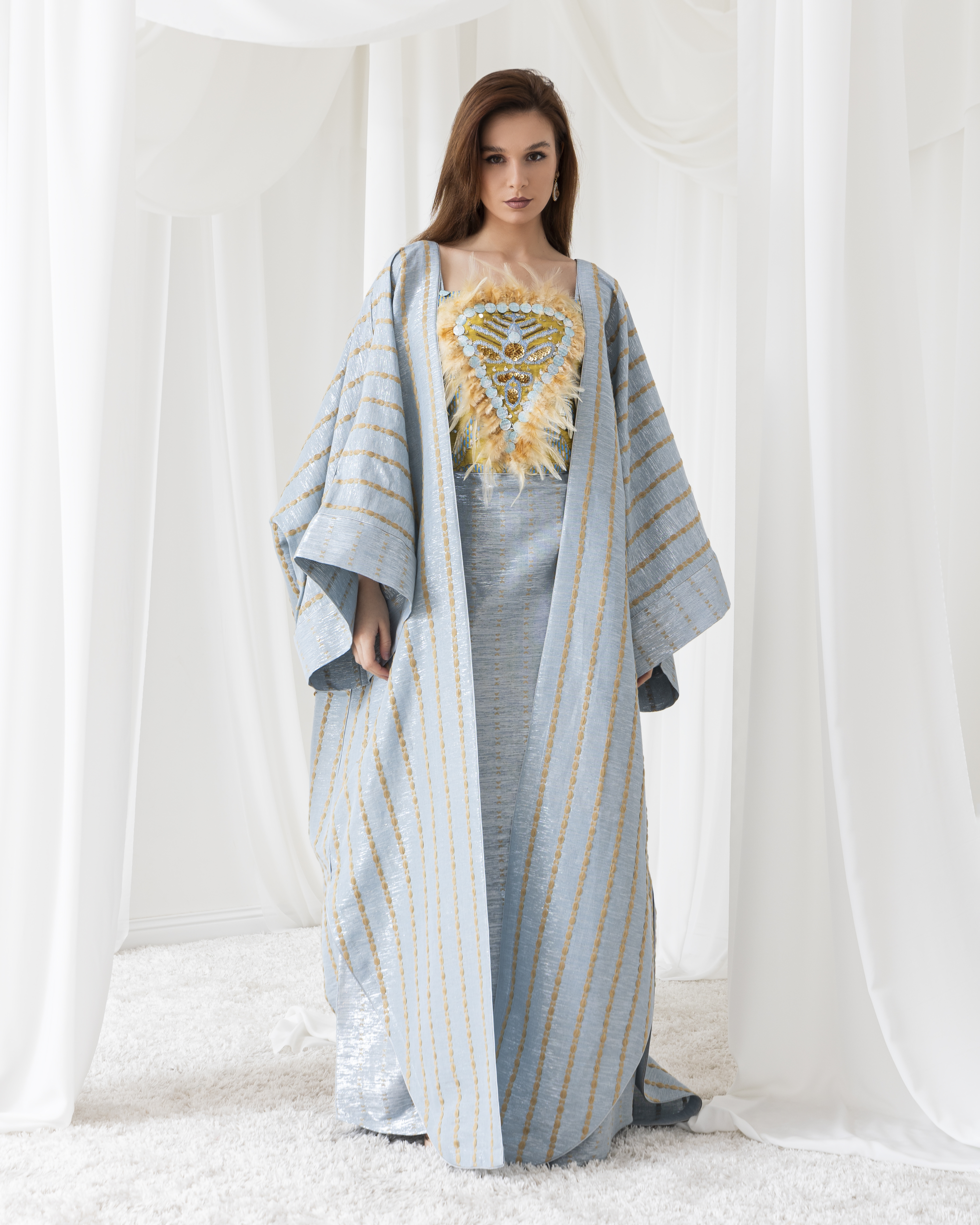 A sky-inspired abaya - Image 1