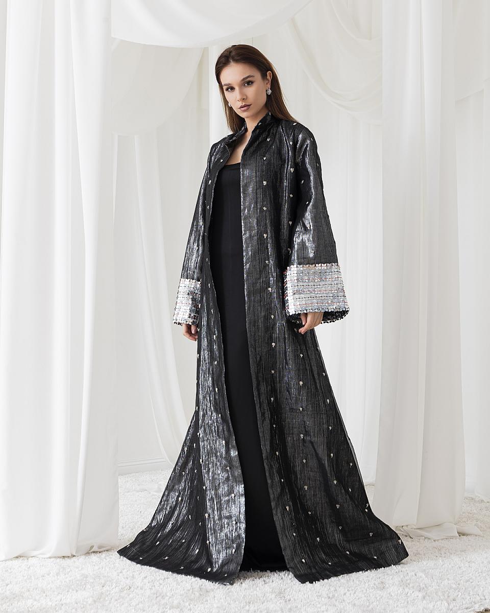 A moon abaya