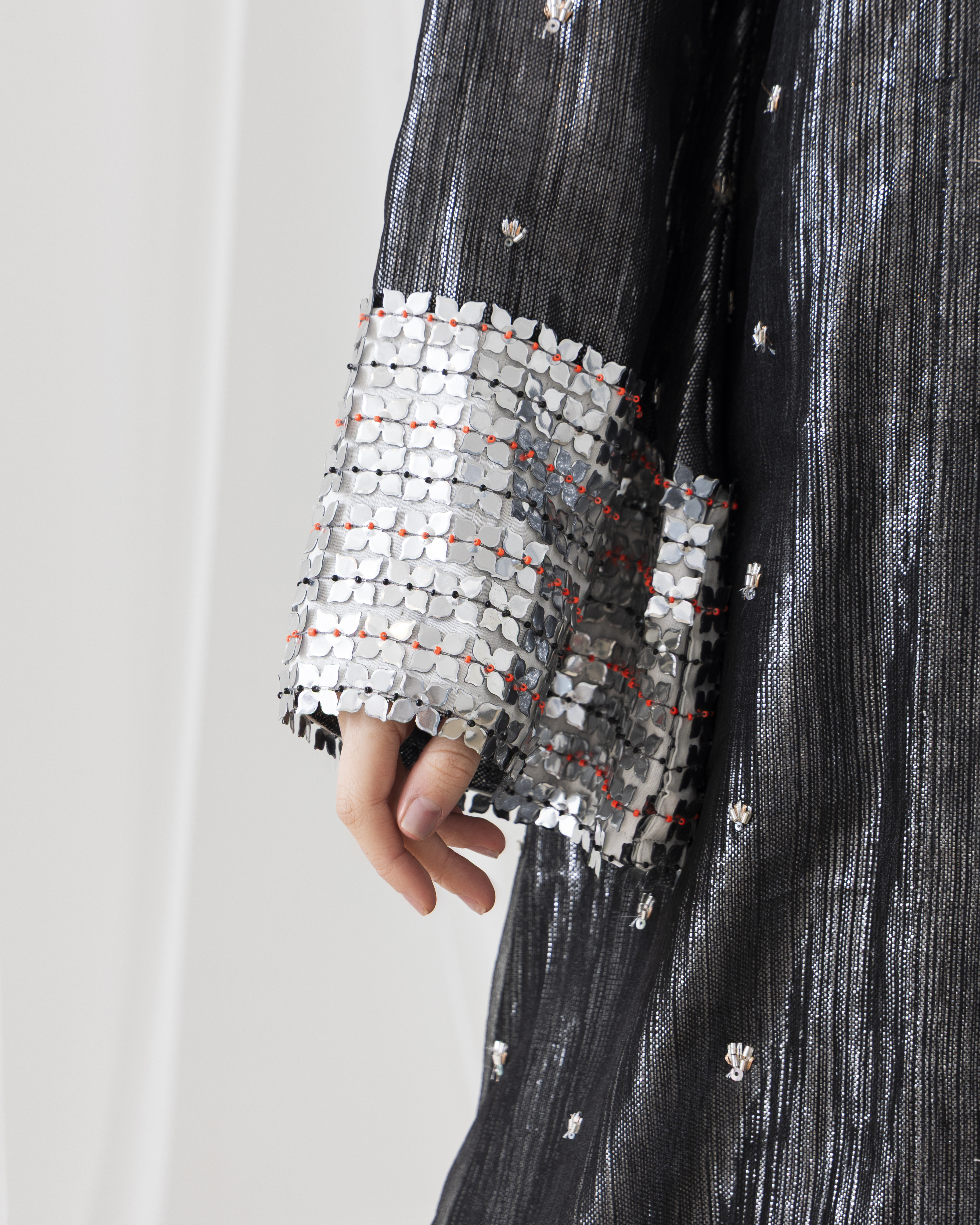 A moon abaya - Image 4